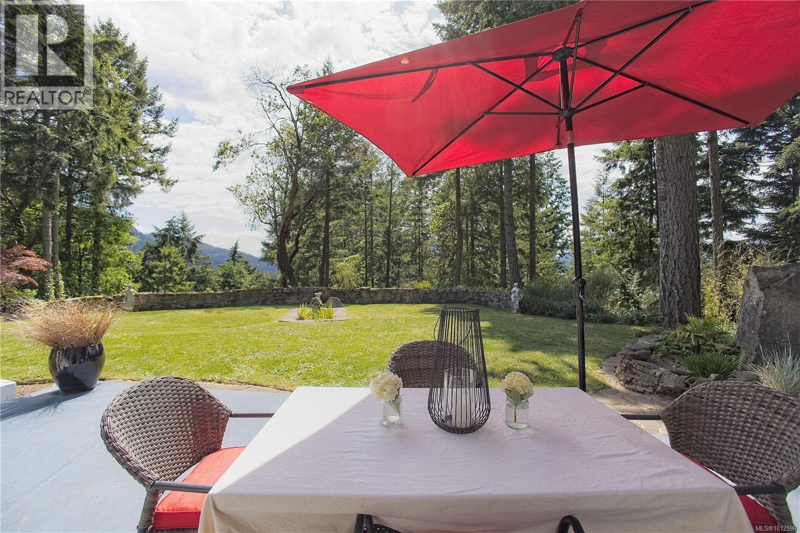 310 Woodland Dr, Salt Spring