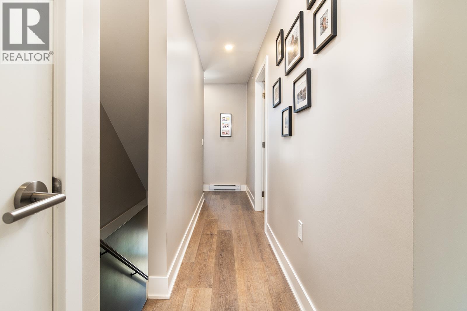 213 37842 THIRD AVENUE, Squamish