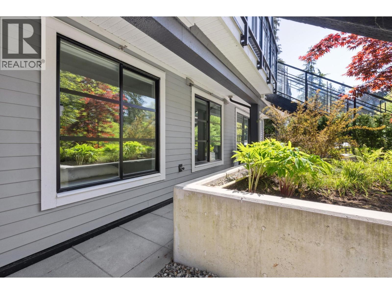 110 2045 HERITAGE PARK LANE, North Vancouver