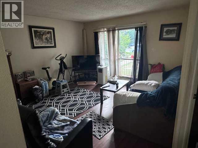 Single Family House for Sale in    Street NW Highland Park Calgary 