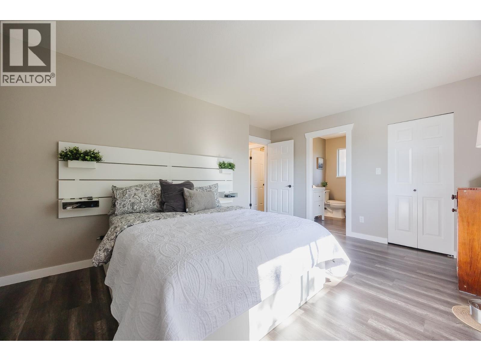 2276 MARSHALL AVENUE, Port Coquitlam
