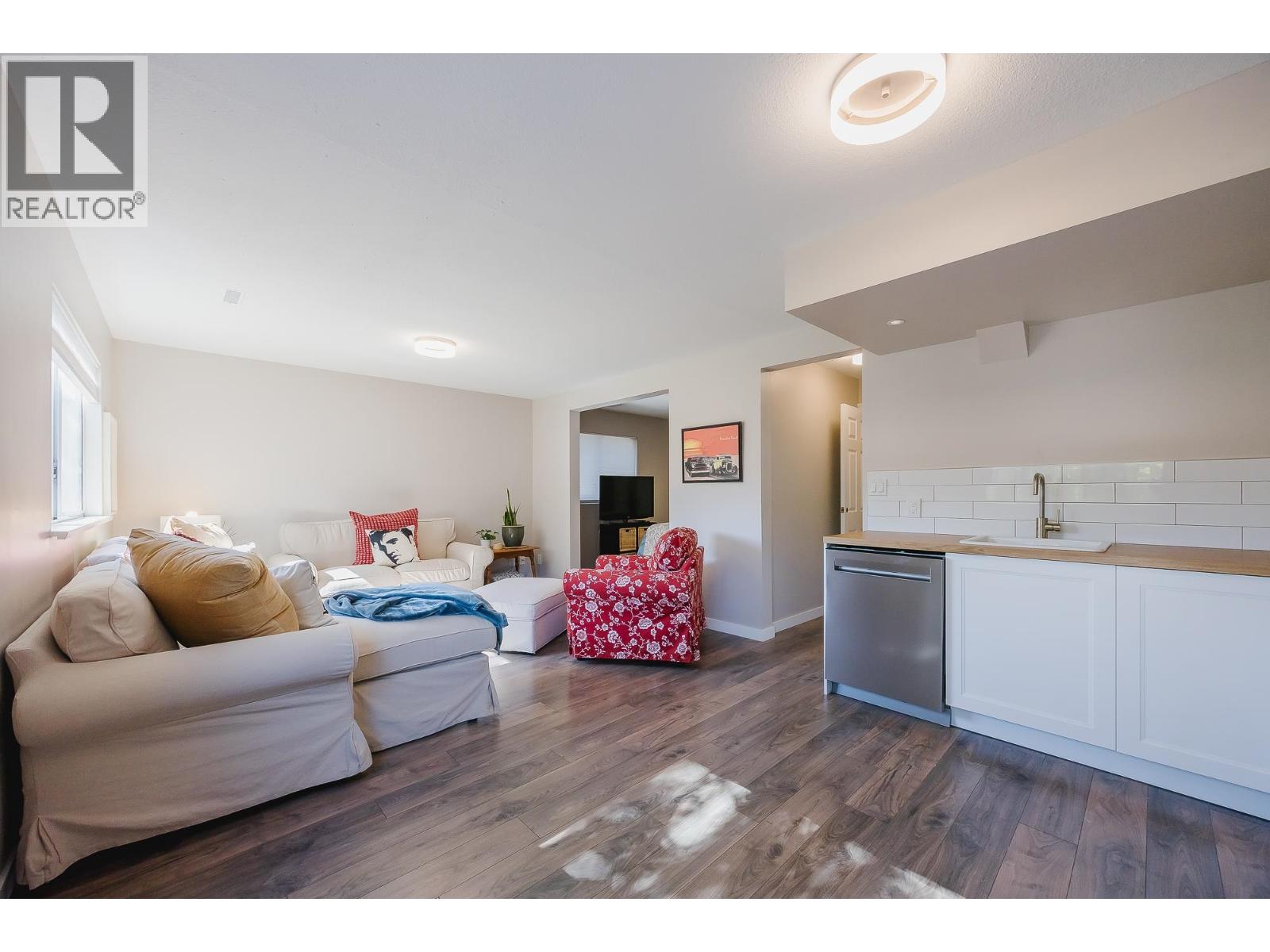 2276 MARSHALL AVENUE, Port Coquitlam