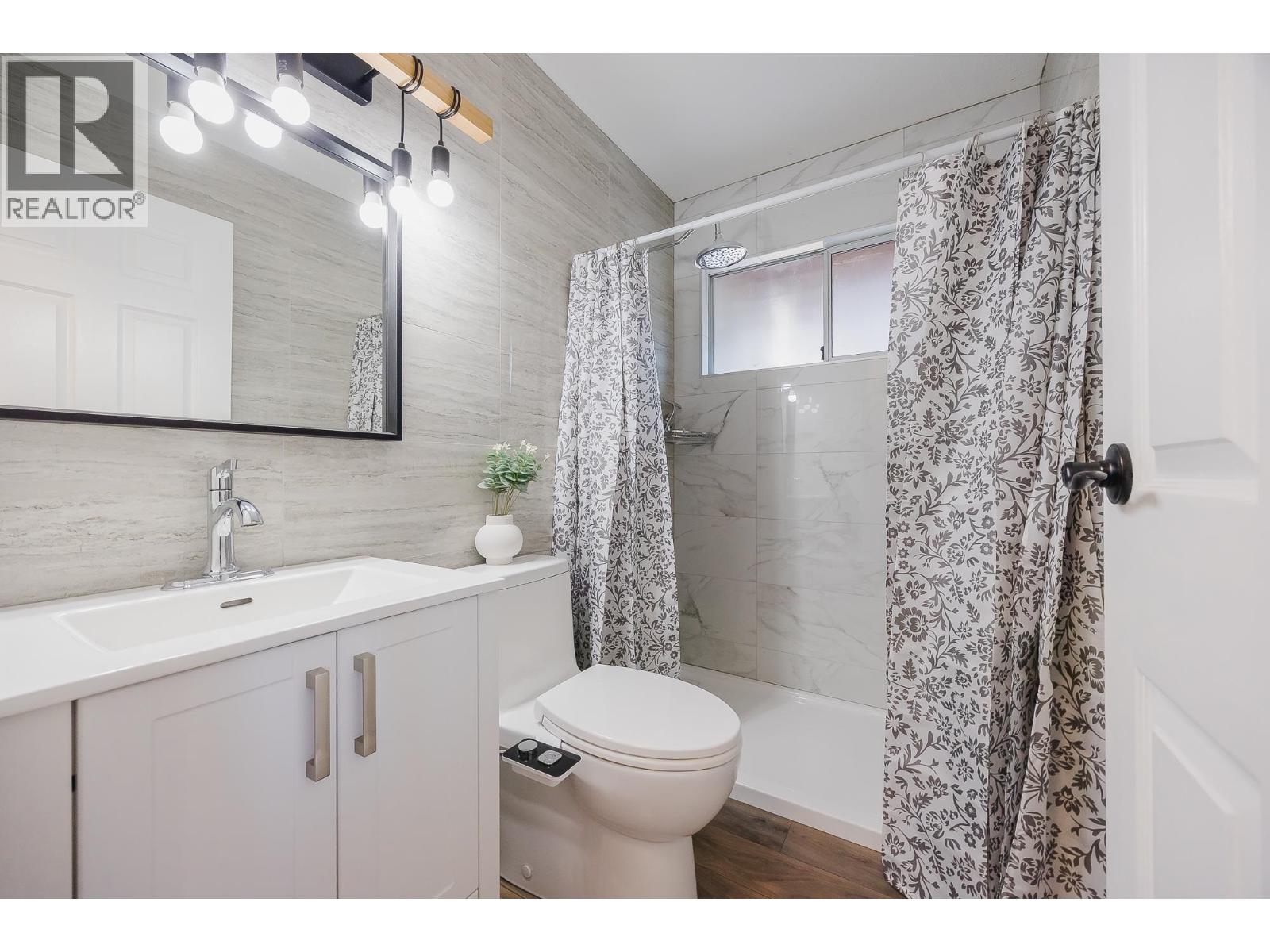 2276 MARSHALL AVENUE, Port Coquitlam