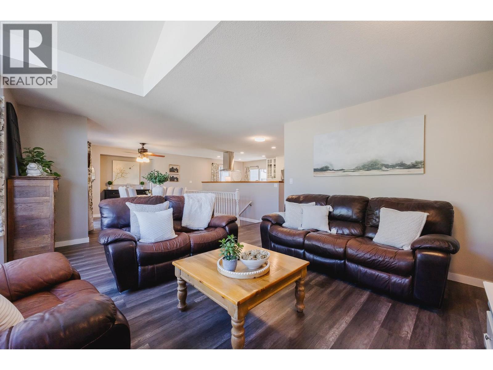 2276 MARSHALL AVENUE, Port Coquitlam