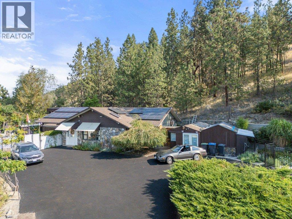 2245 Bennett Road, Kelowna