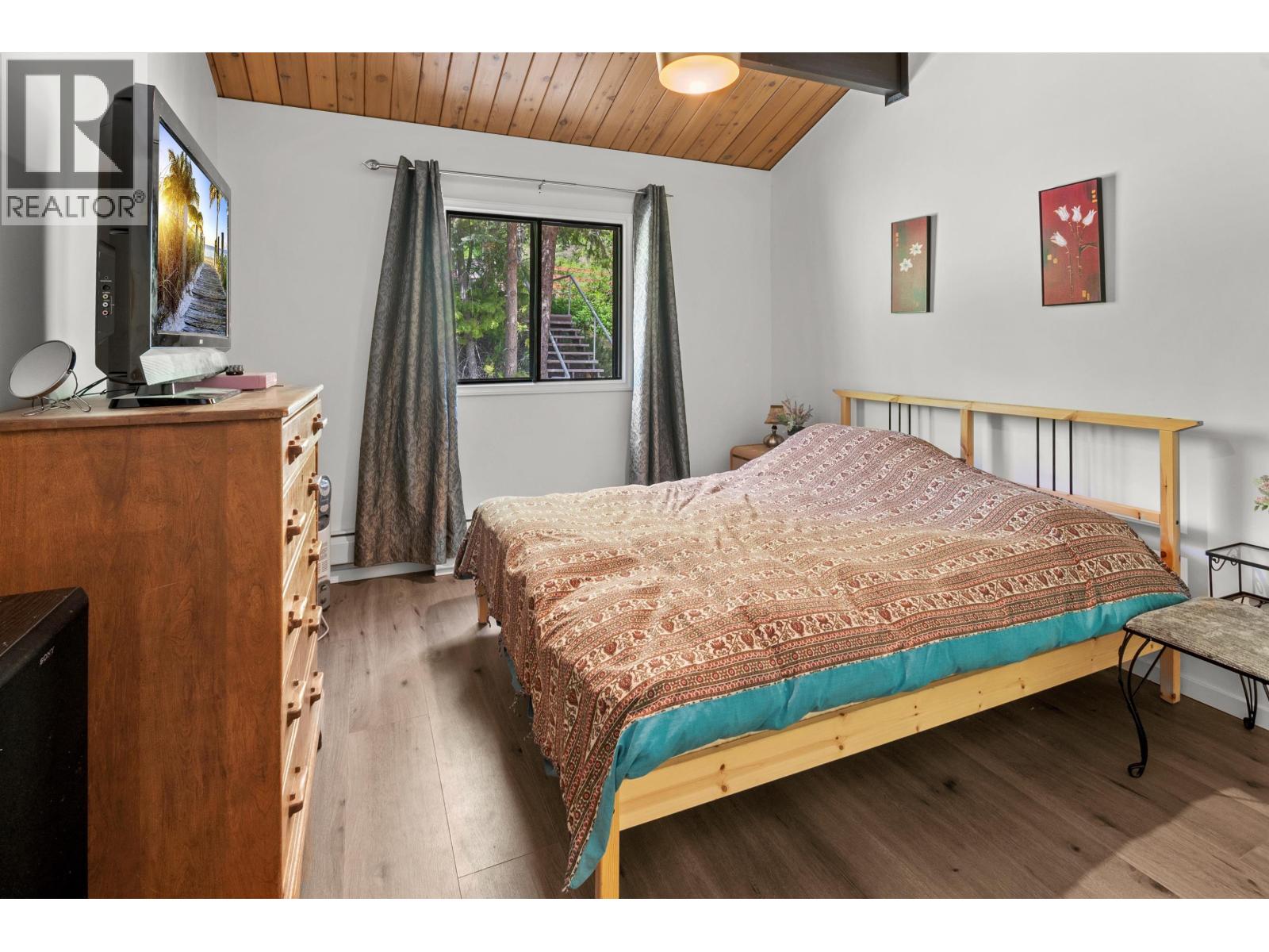 7267 SUMMIT ROAD, Canim Lake