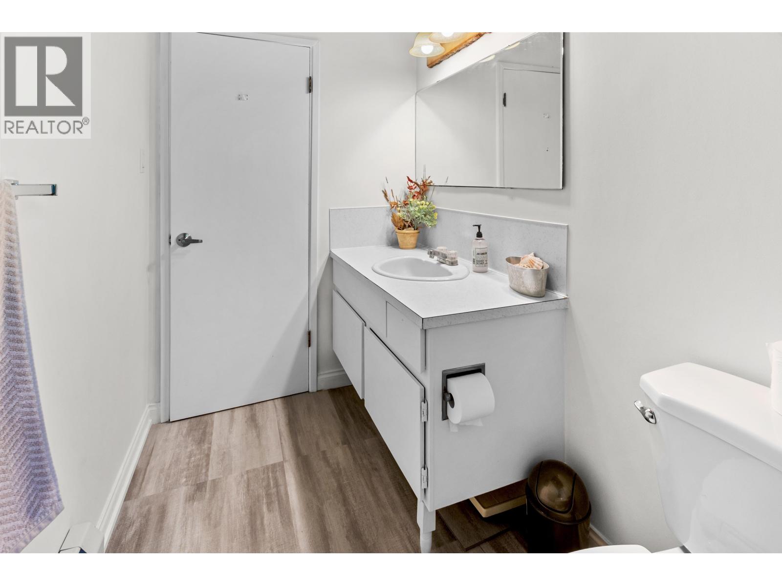 7267 SUMMIT ROAD, Canim Lake