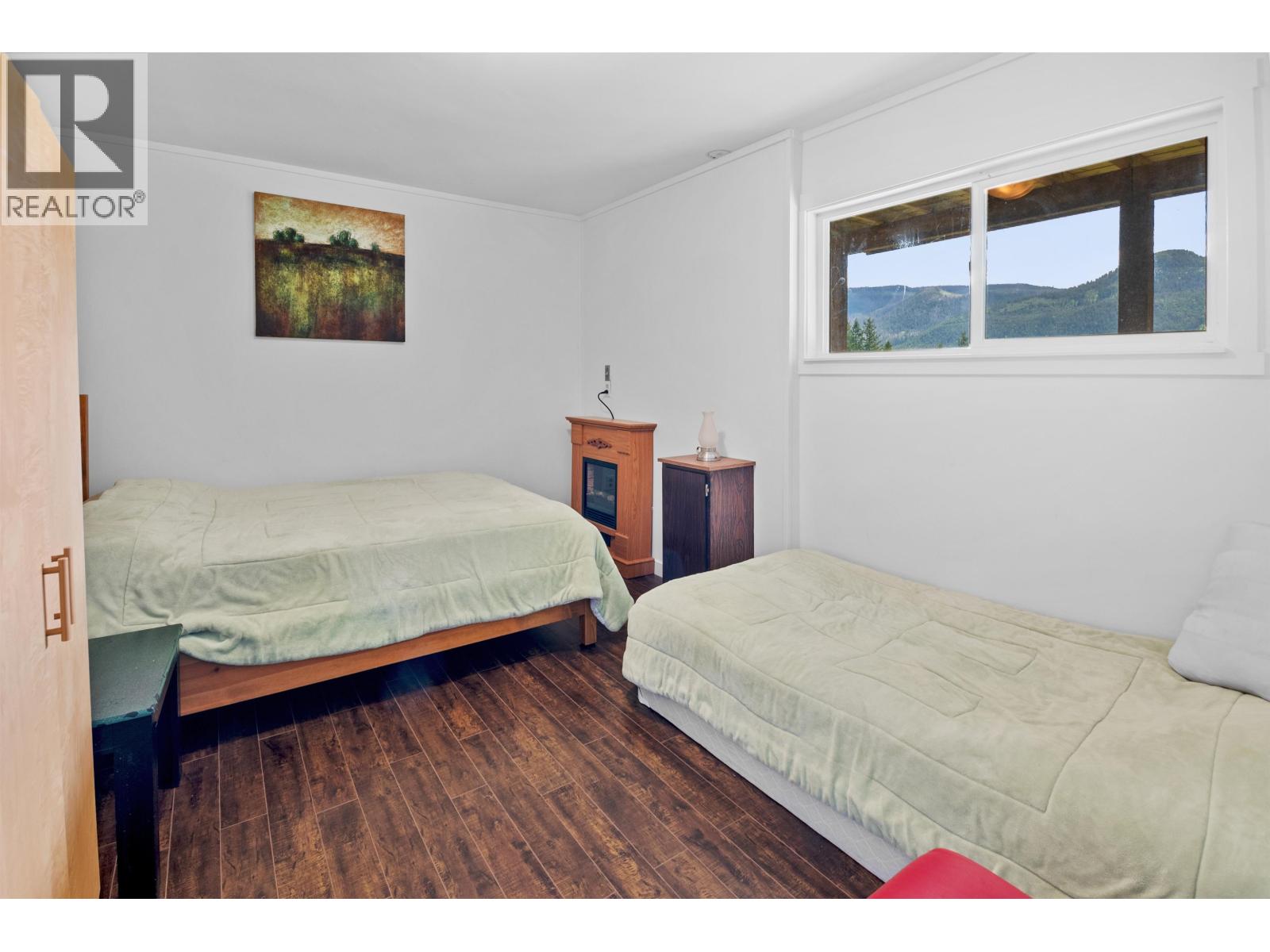 7267 SUMMIT ROAD, Canim Lake