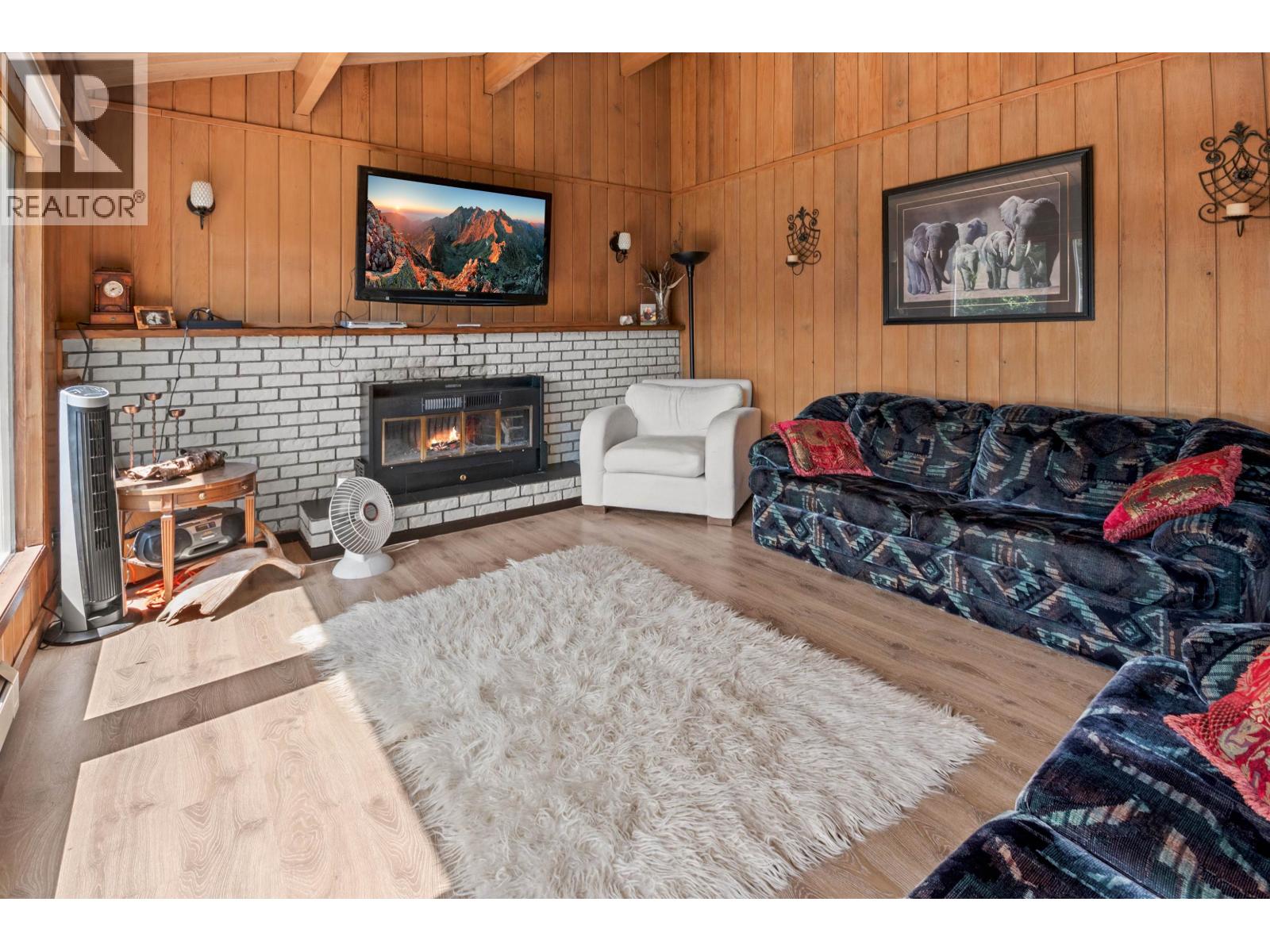7267 SUMMIT ROAD, Canim Lake
