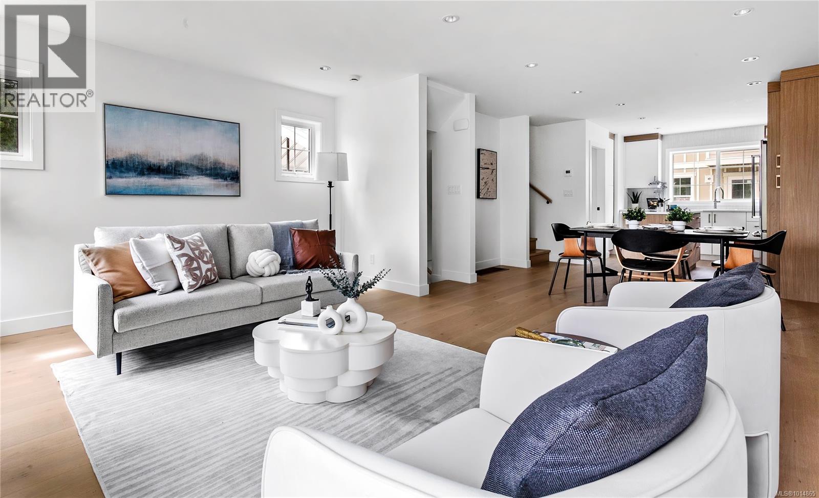 Unit 8 3907 Cedar Hill Rd, Saanich