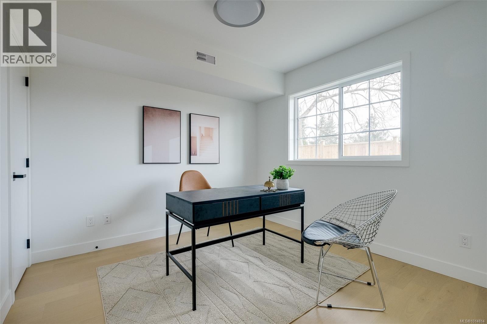 Unit 12 3907 Cedar Hill Rd, Saanich