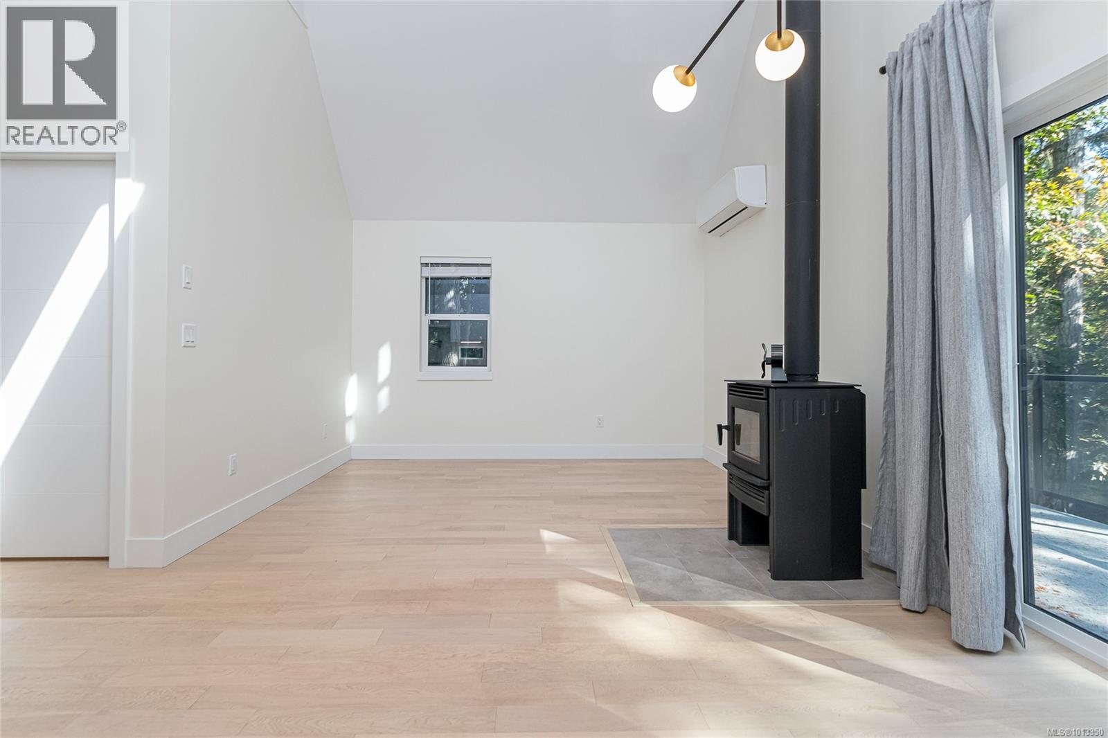 6301 Quail Peak Pl, Sooke