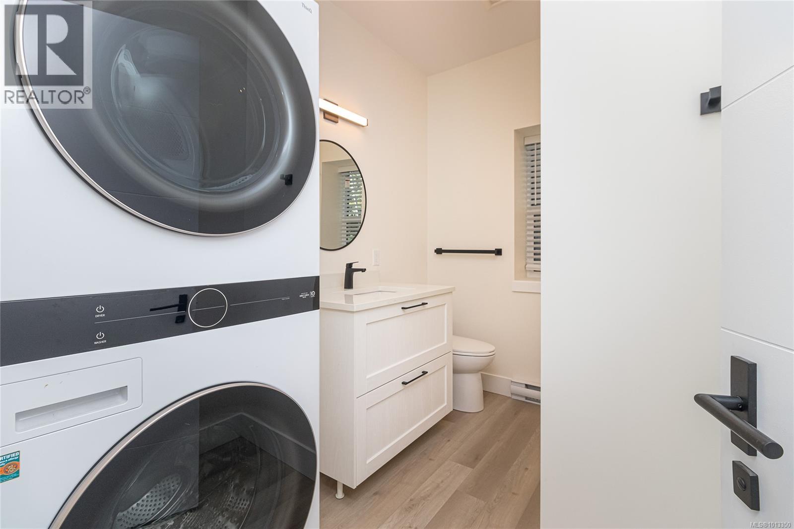 6301 Quail Peak Pl, Sooke