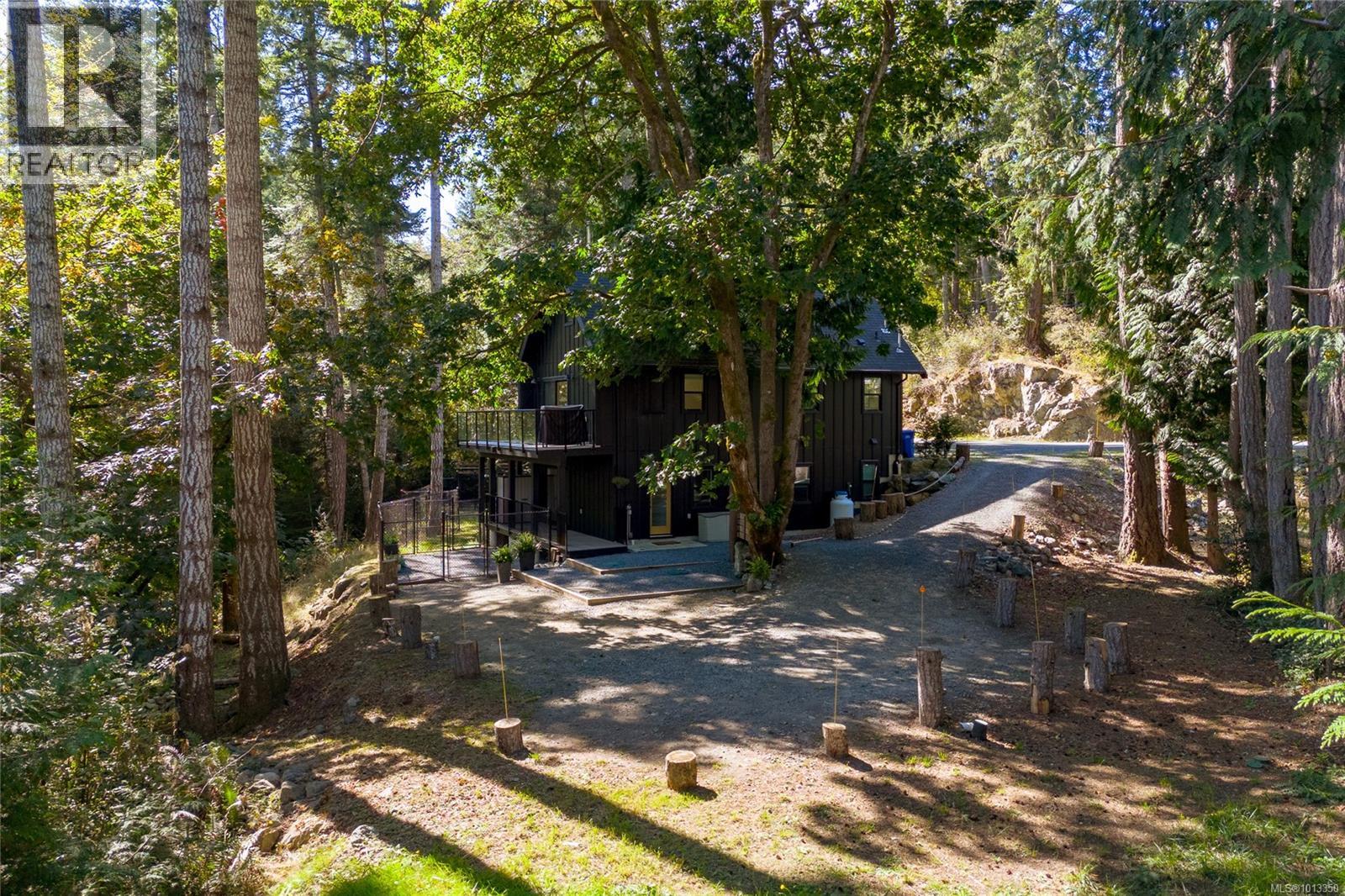 6301 Quail Peak Pl, Sooke