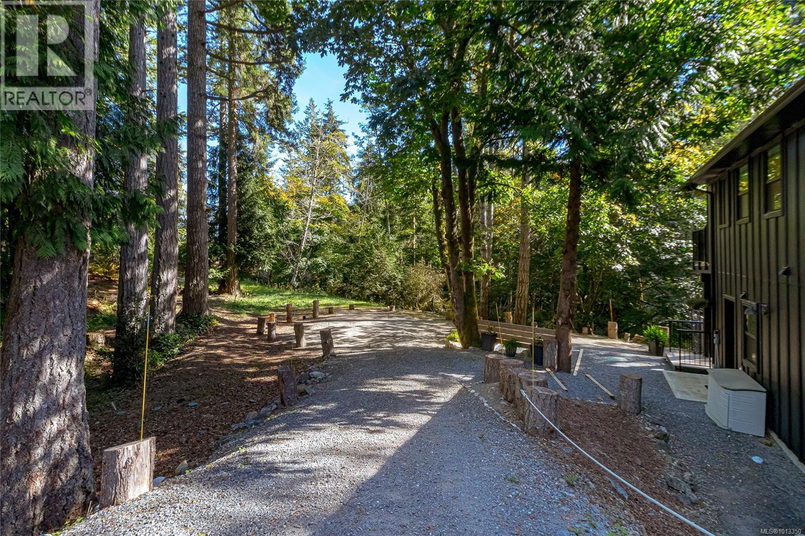 6301 Quail Peak Pl, Sooke