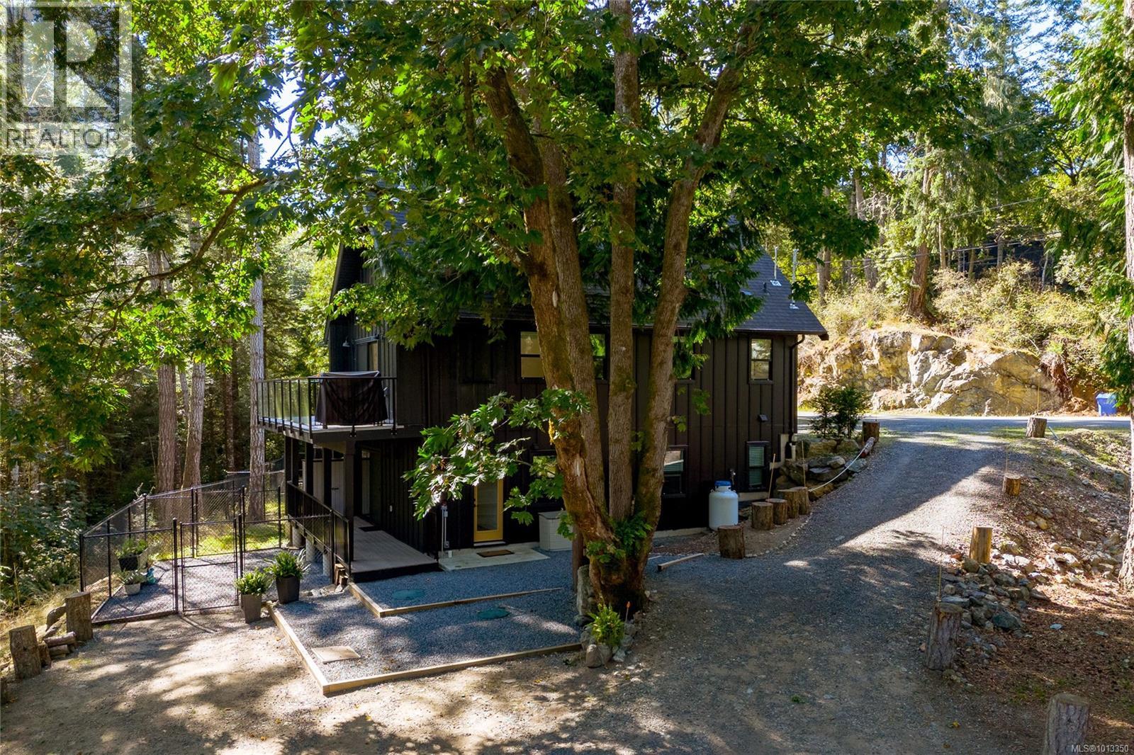 6301 Quail Peak Pl, Sooke