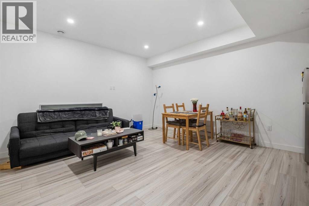 Single Family House for Sale in    Avenue NW Capitol Hill Calgary 