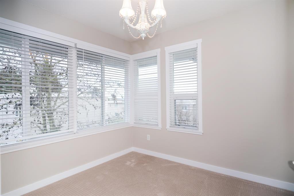 303 1234 MERKLIN STREET, White Rock