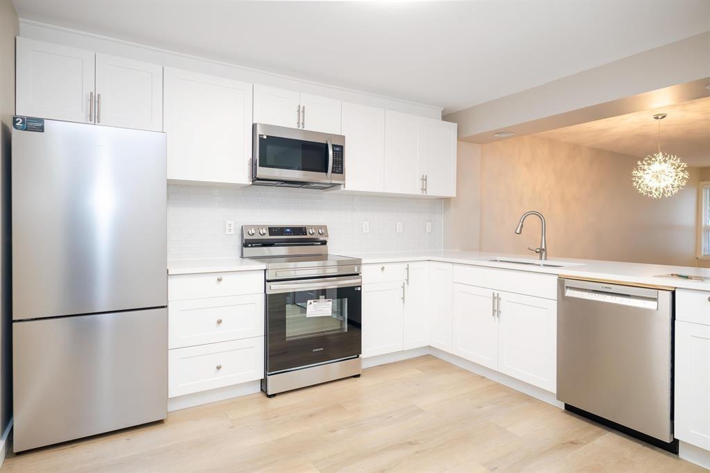 303 1234 MERKLIN STREET, White Rock