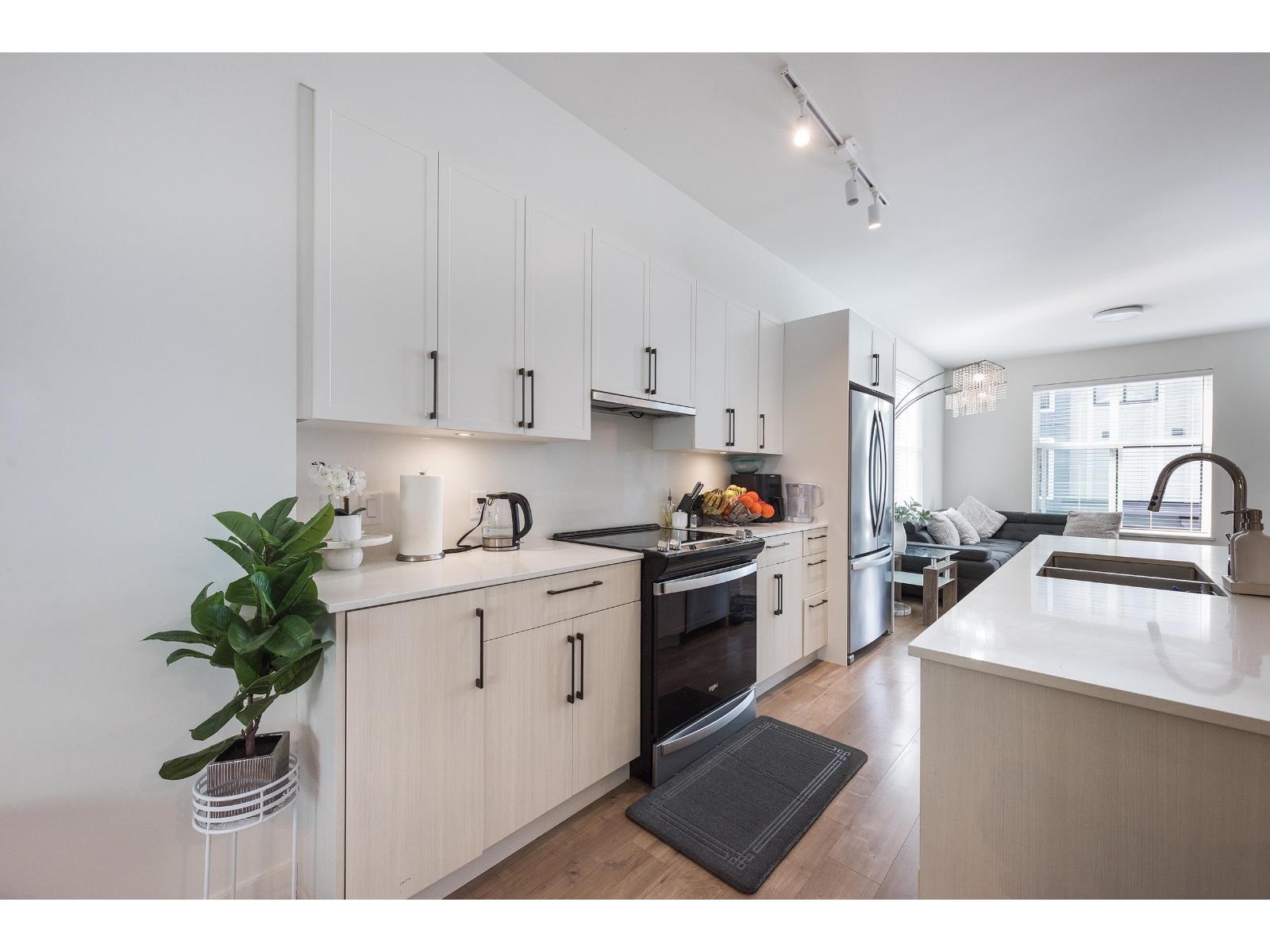 406 2267 MCKENZIE ROAD, Abbotsford