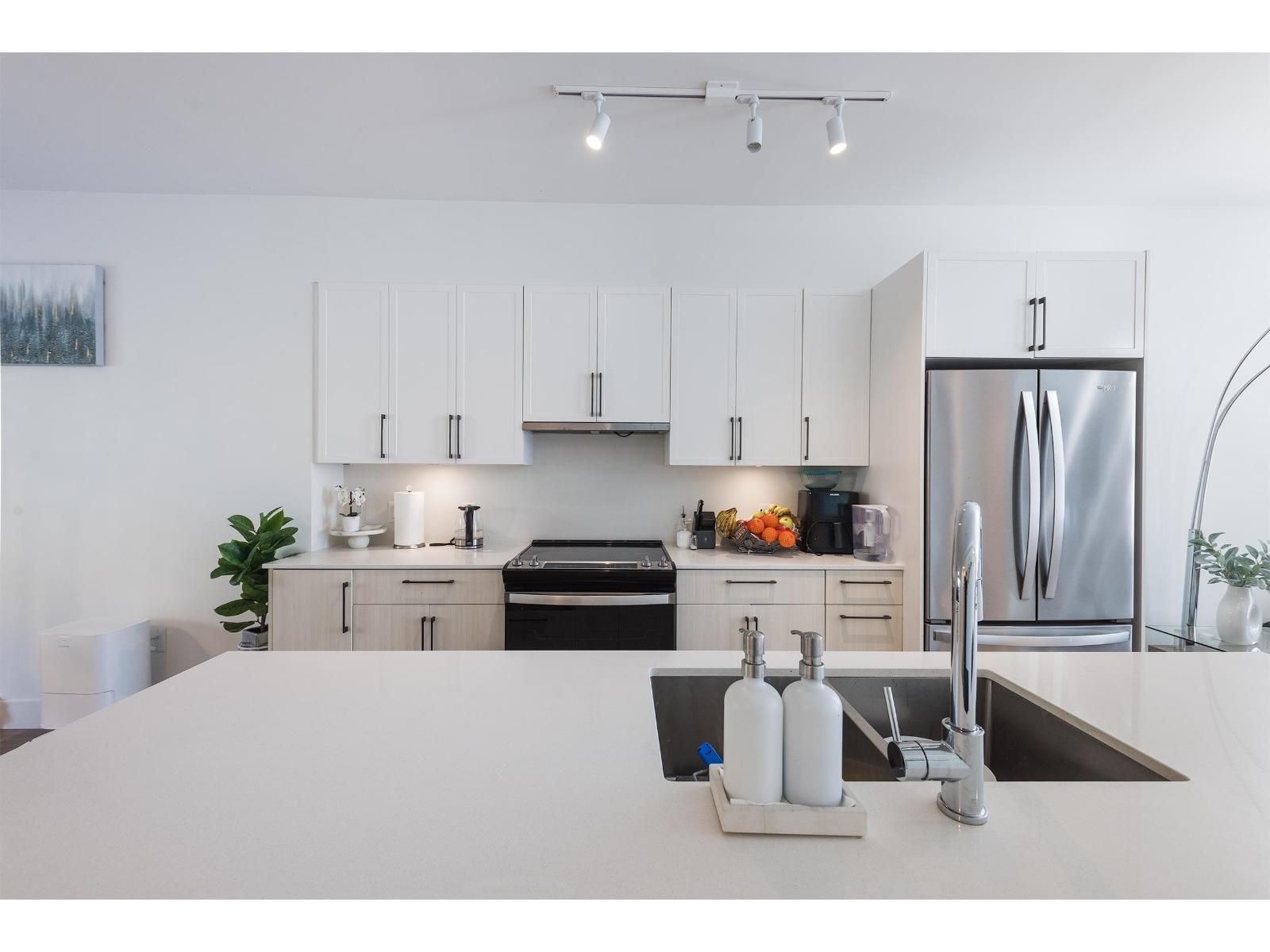 406 2267 MCKENZIE ROAD, Abbotsford