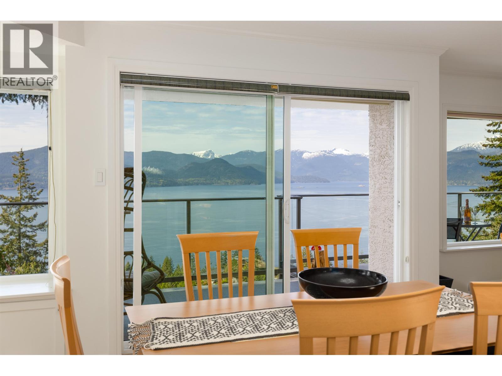 250 KELVIN GROVE WAY, Lions Bay