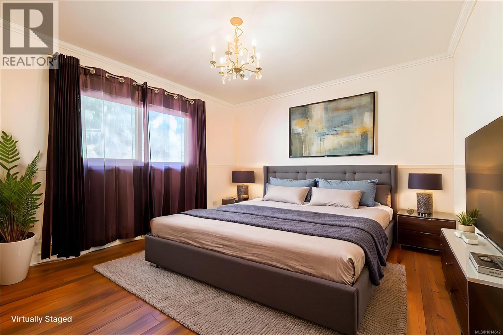 2 3470 Hillside Ave, Nanaimo