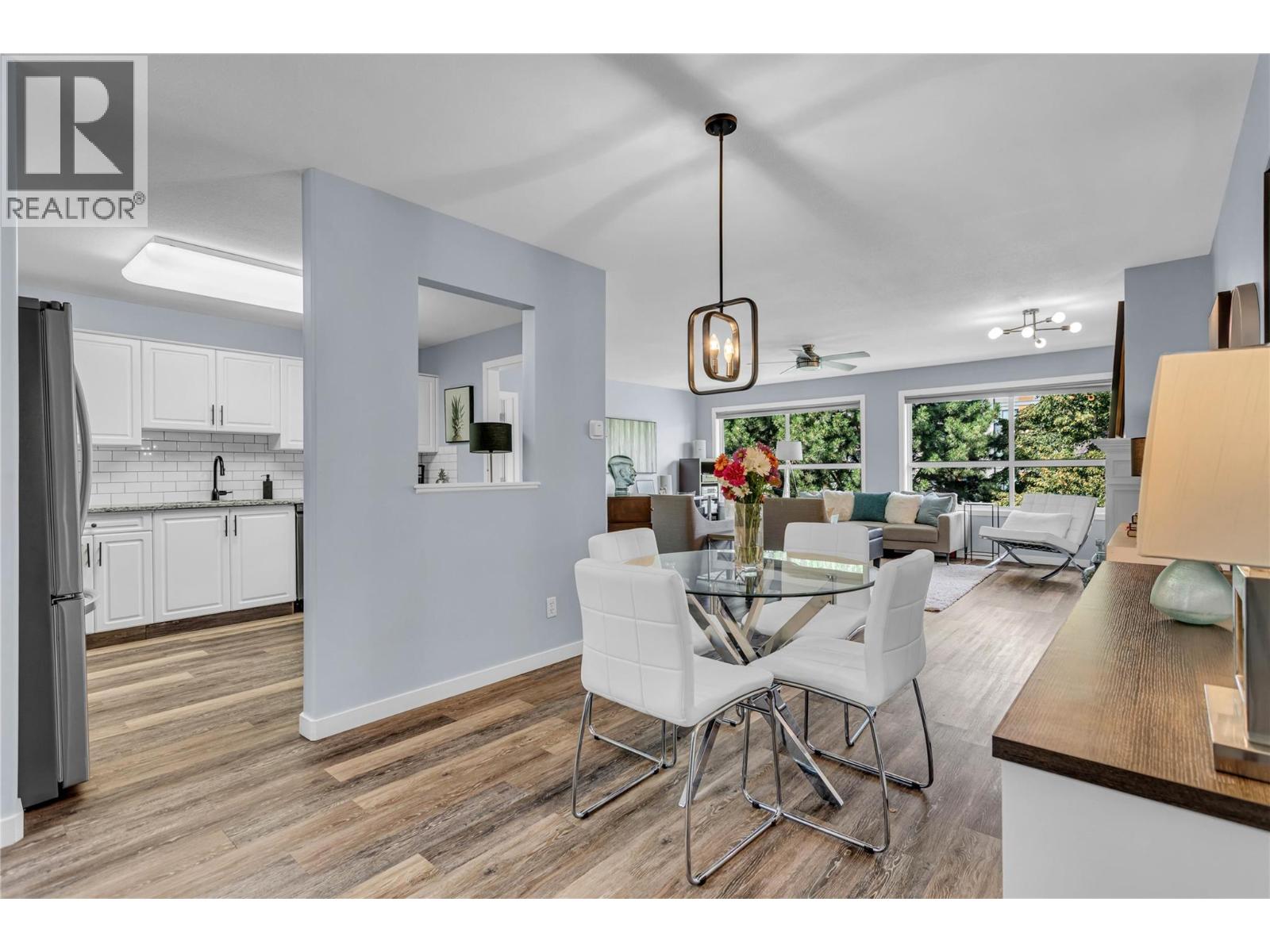 315 933 Harvey Avenue, Kelowna