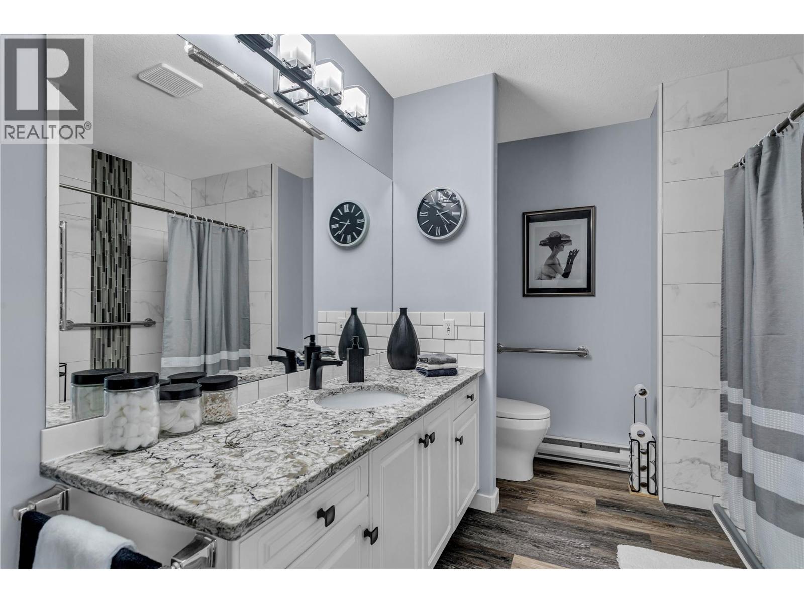 315 933 Harvey Avenue, Kelowna