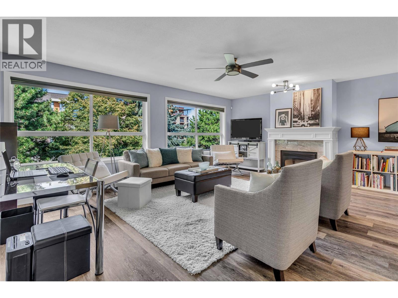 315 933 Harvey Avenue, Kelowna