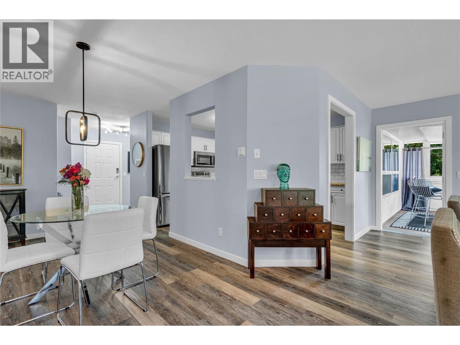 315 933 Harvey Avenue, Kelowna