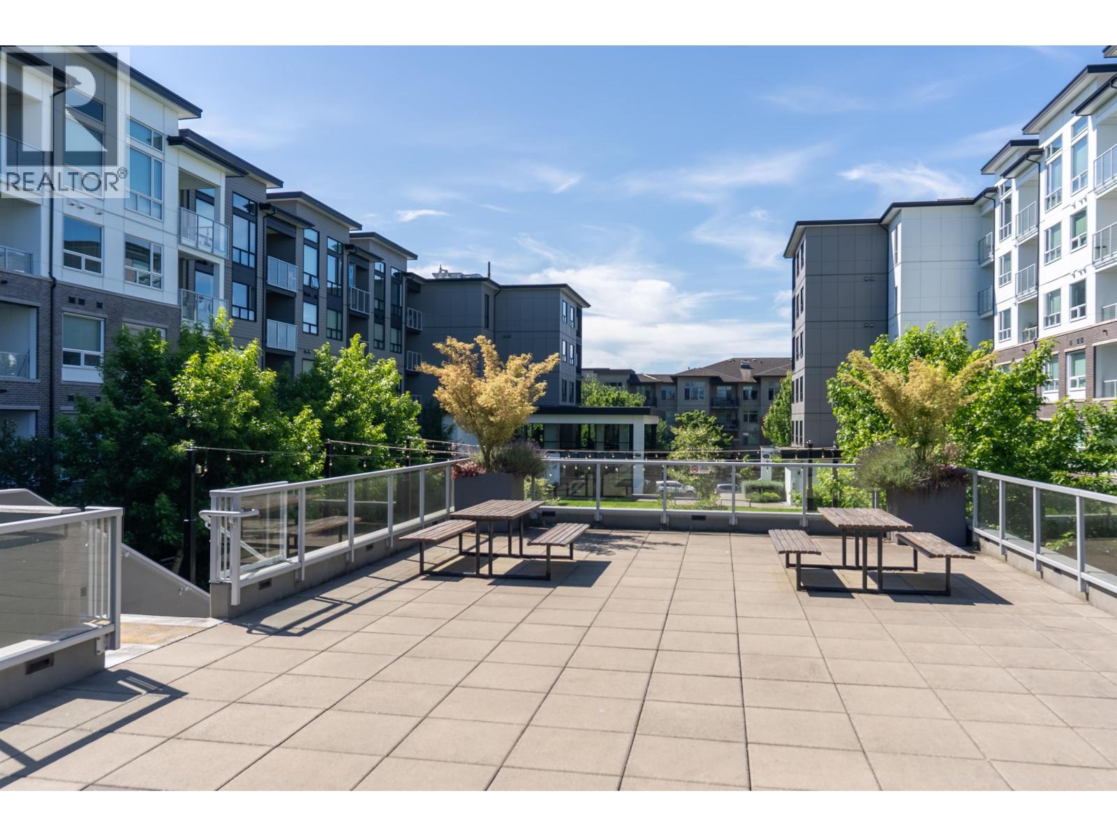 #315-9233 ODLIN Road, Richmond