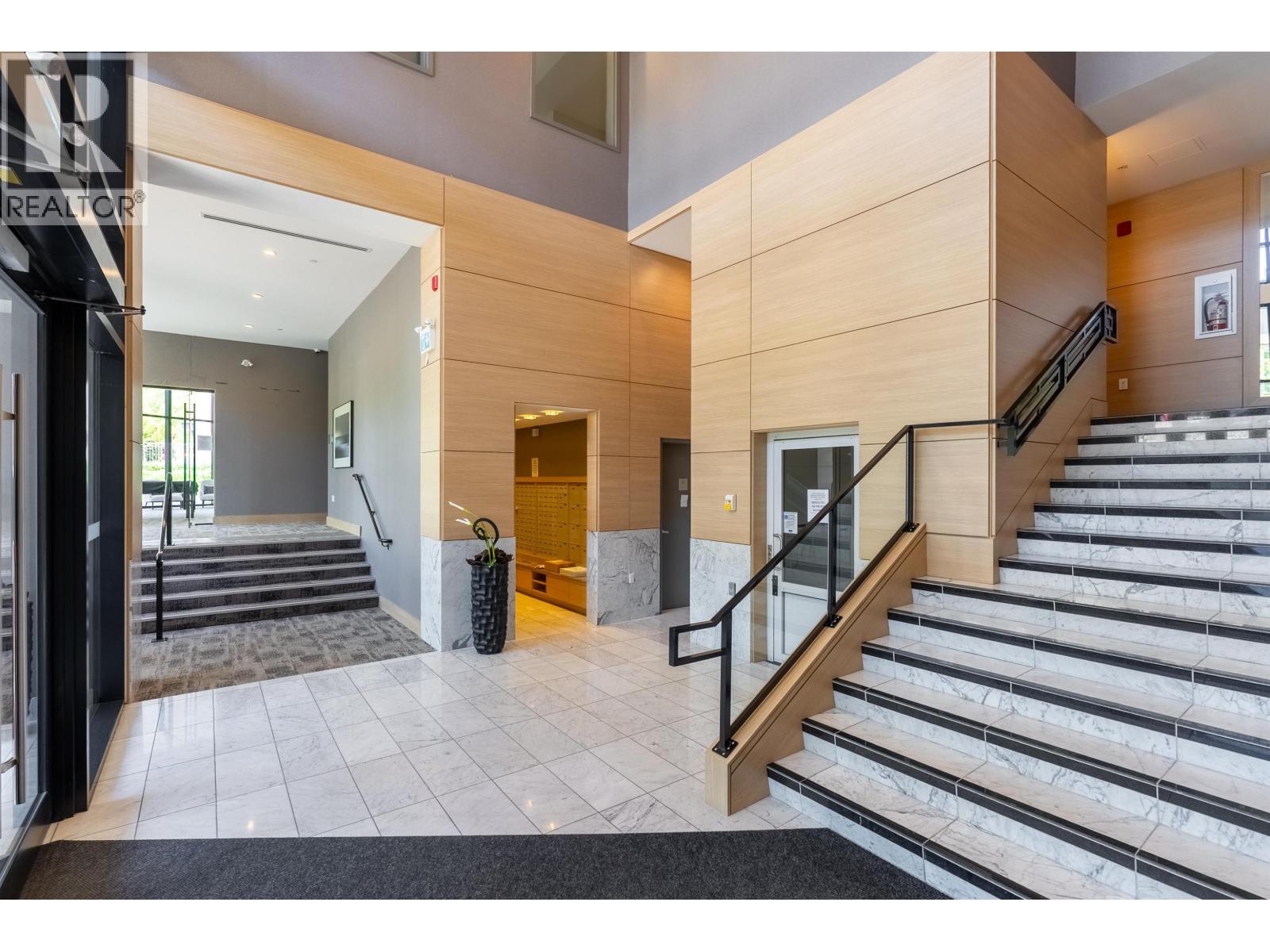 #315-9233 ODLIN Road, Richmond