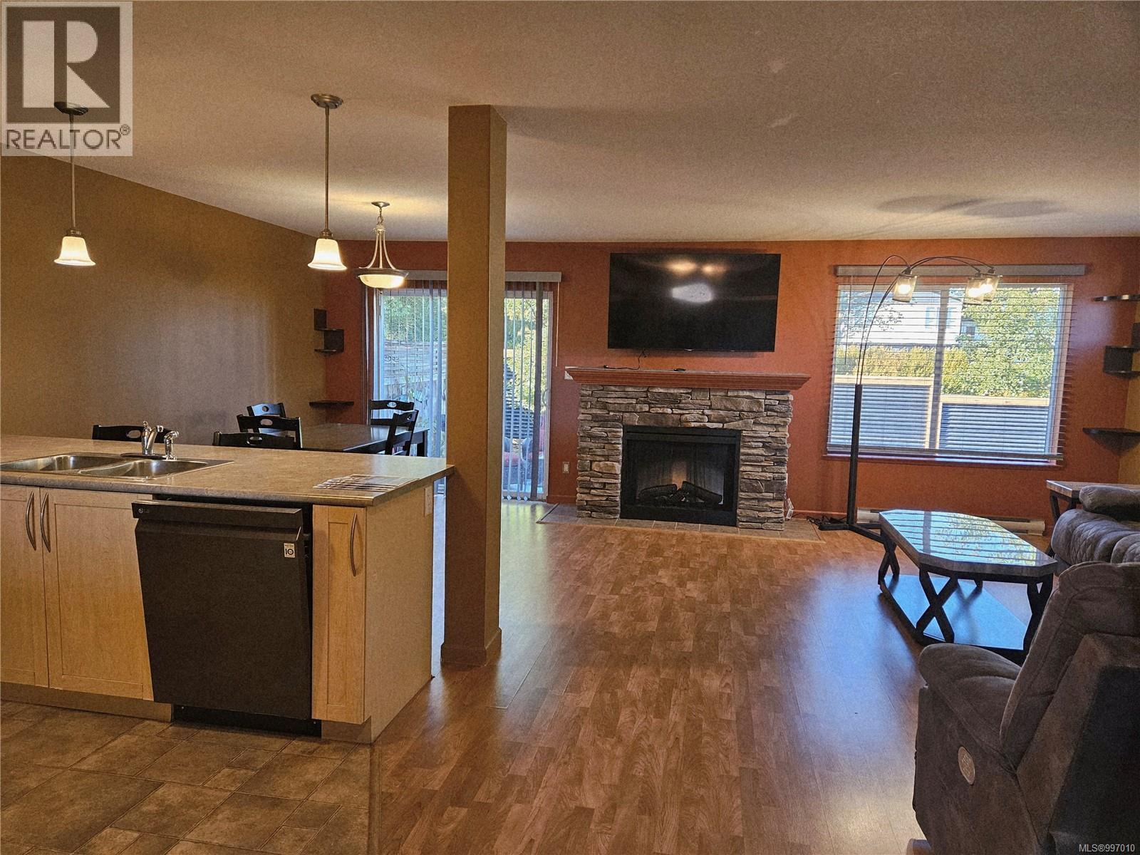 40 2728 1st St, Courtenay