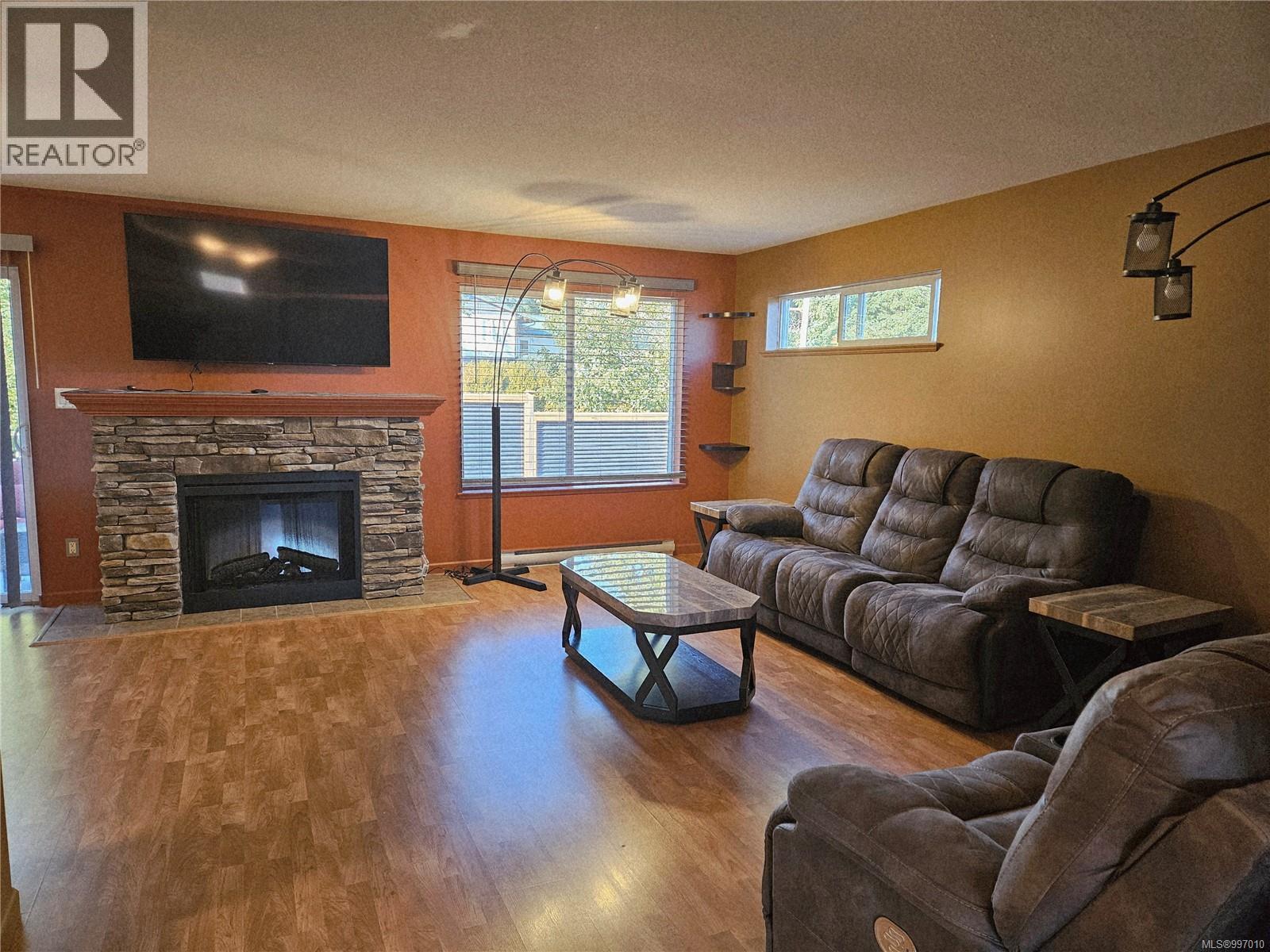 40 2728 1st St, Courtenay