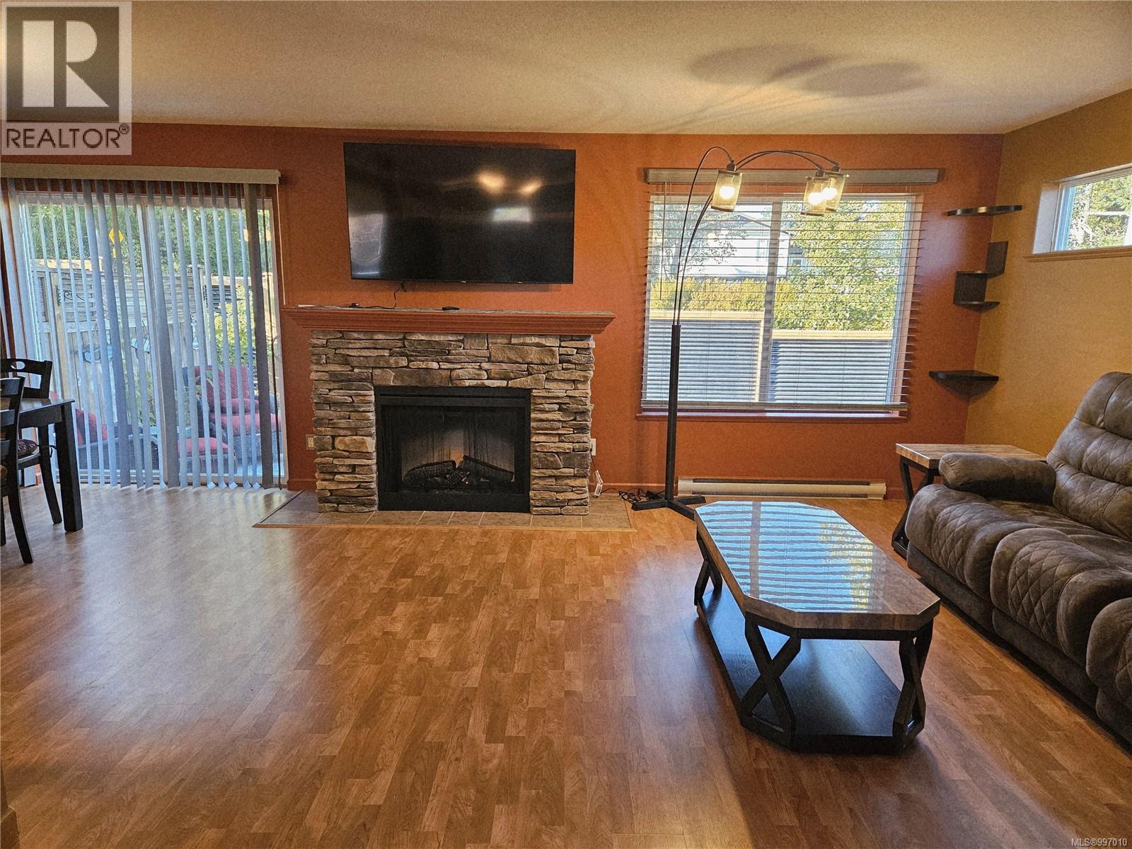 40 2728 1st St, Courtenay