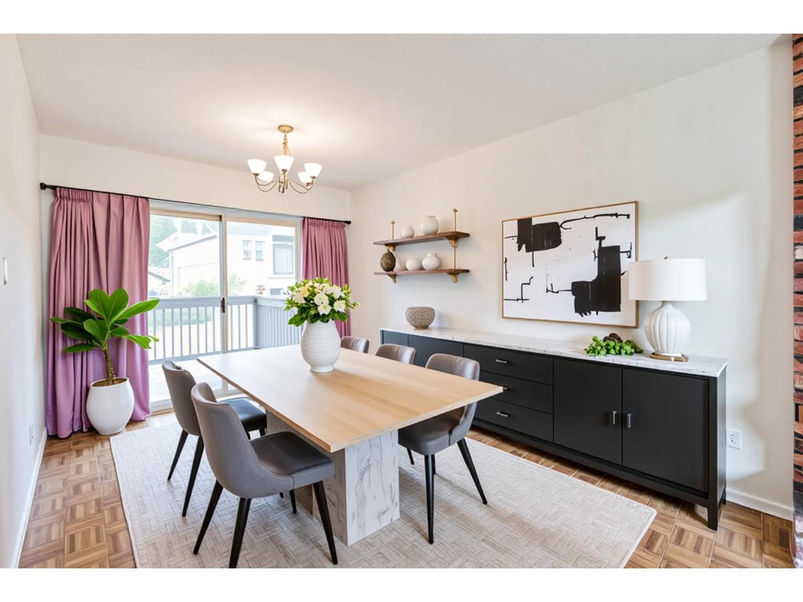 13318 SUTTON PLACE, Surrey