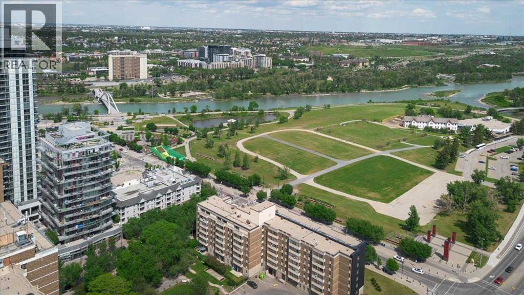 Single Family House for Sale in    Avenue SE Downtown East Village Calgary 