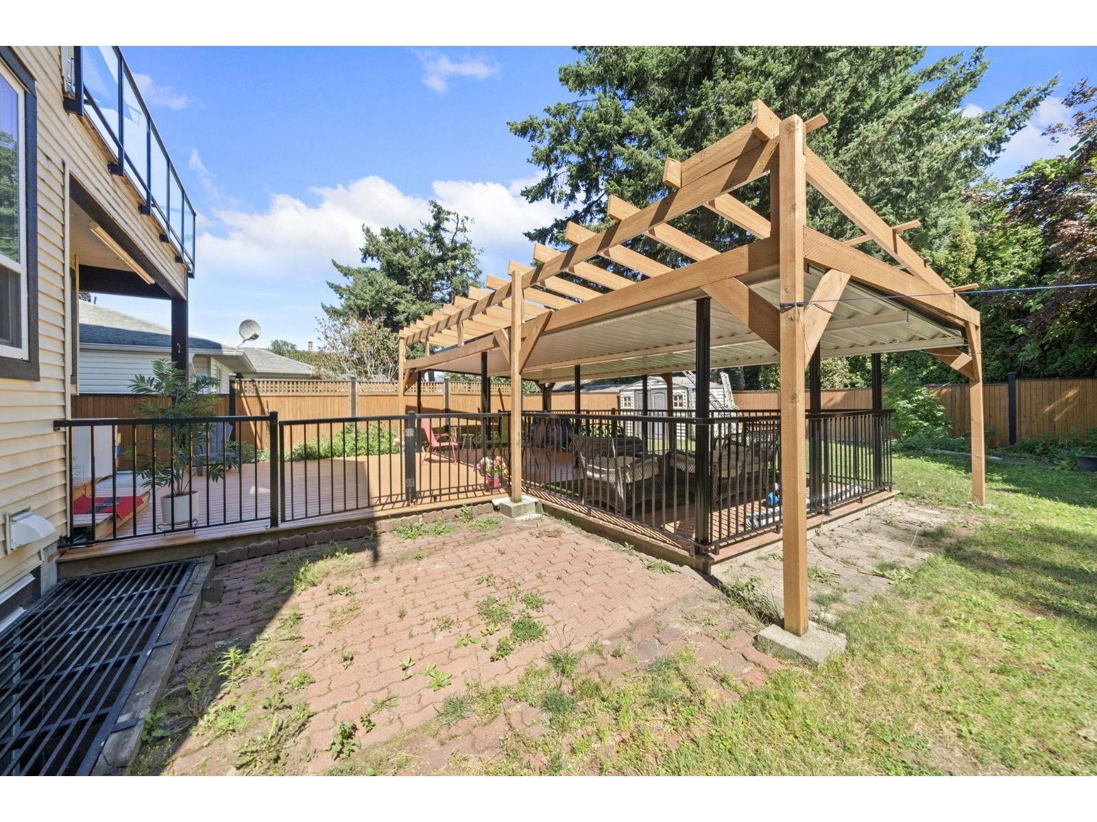 1 7532 MELVILLE STREET, Sardis East Vedder, Chilliwack