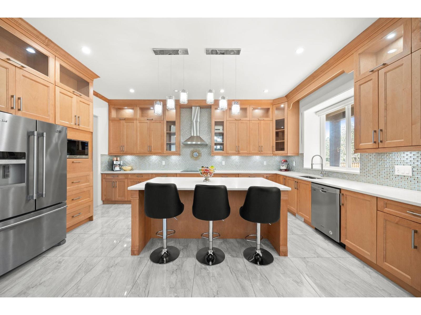 1 7532 MELVILLE STREET, Sardis East Vedder, Chilliwack