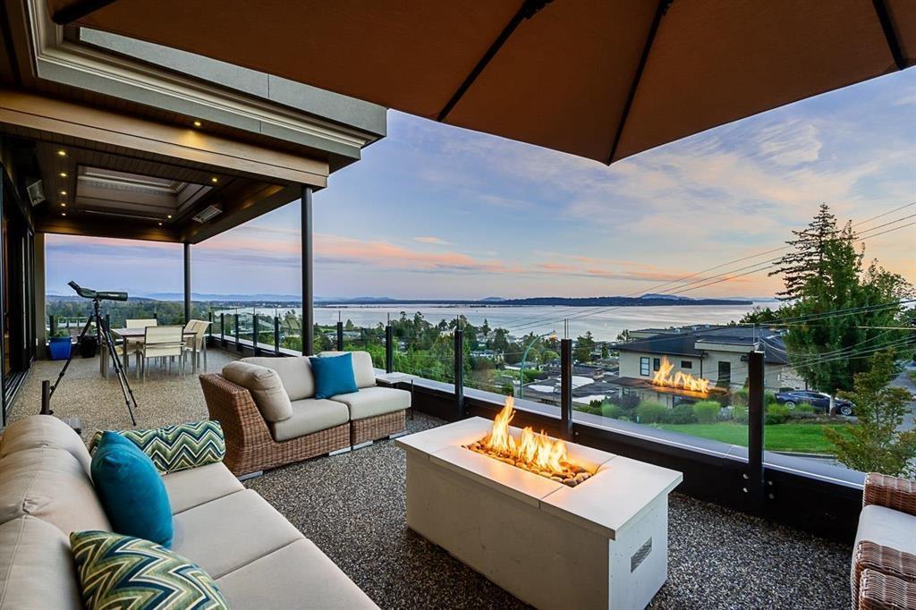15567 PACIFIC AVENUE, White Rock