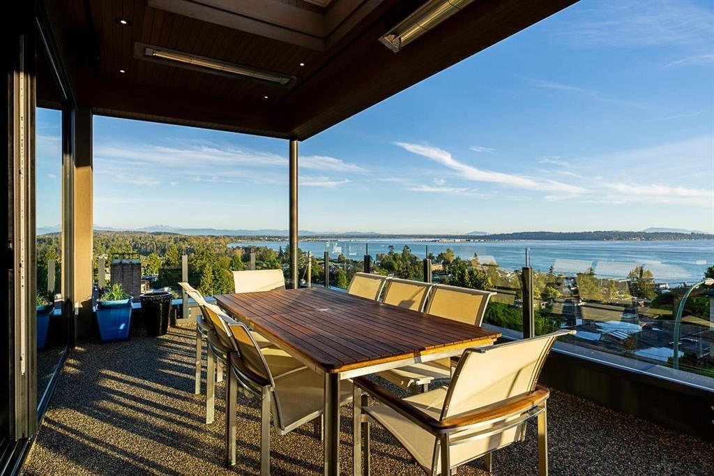 15567 PACIFIC AVENUE, White Rock
