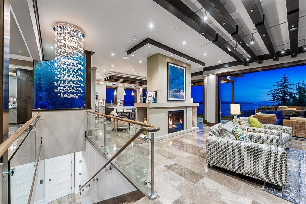 15567 PACIFIC AVENUE, White Rock