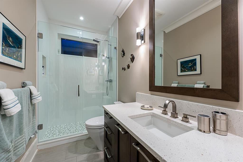 15567 PACIFIC AVENUE, White Rock