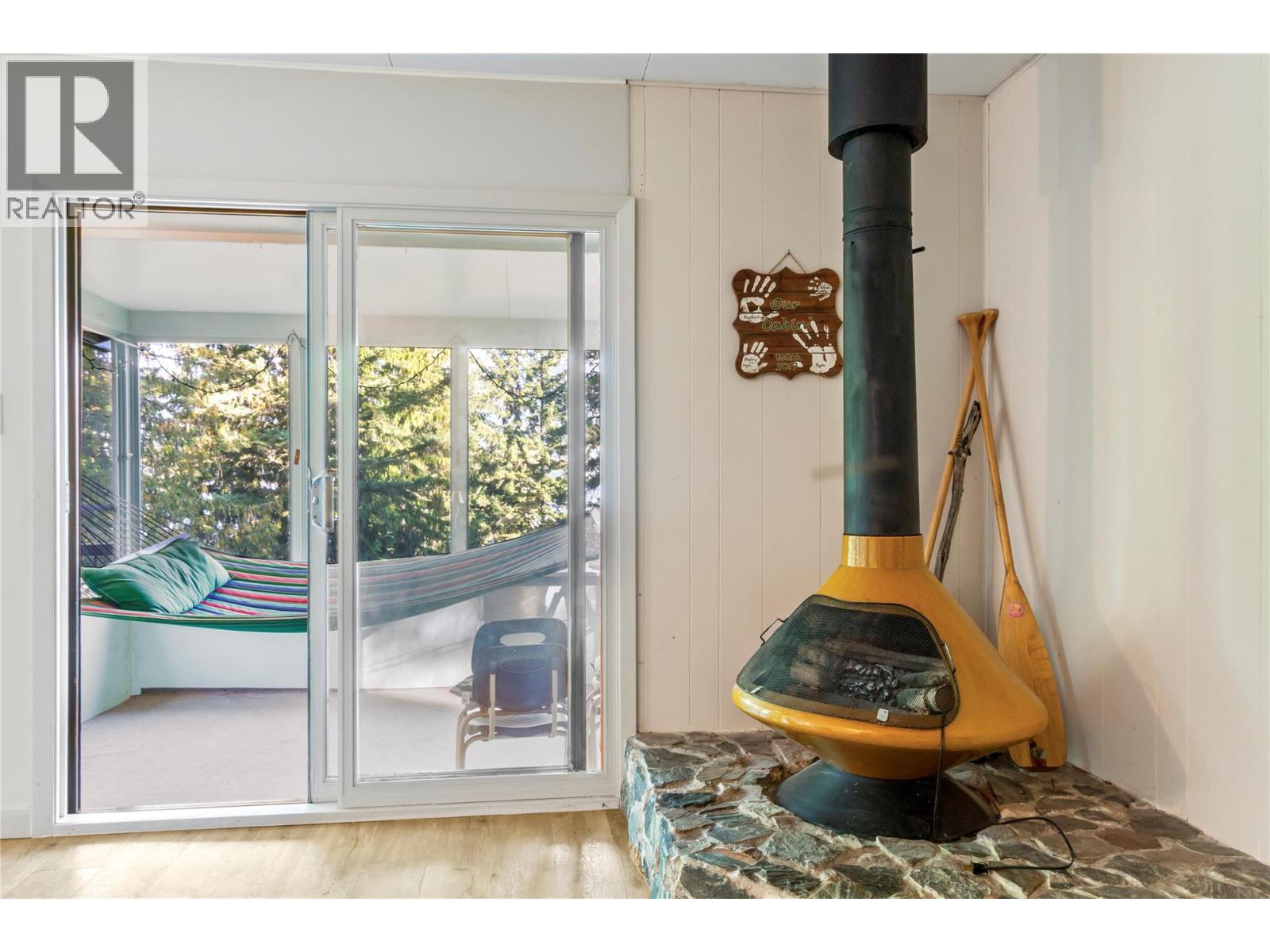4265 Eagle Bay Road, Eagle Bay