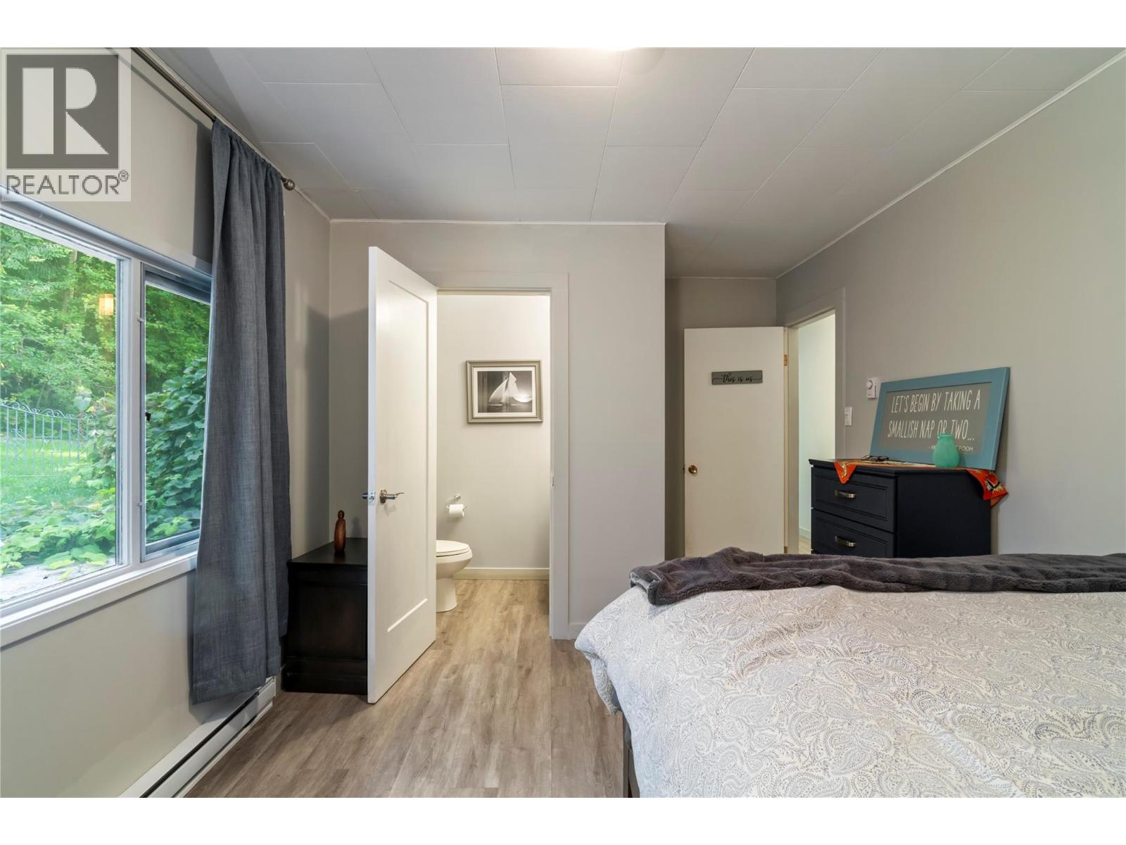 4265 Eagle Bay Road, Eagle Bay