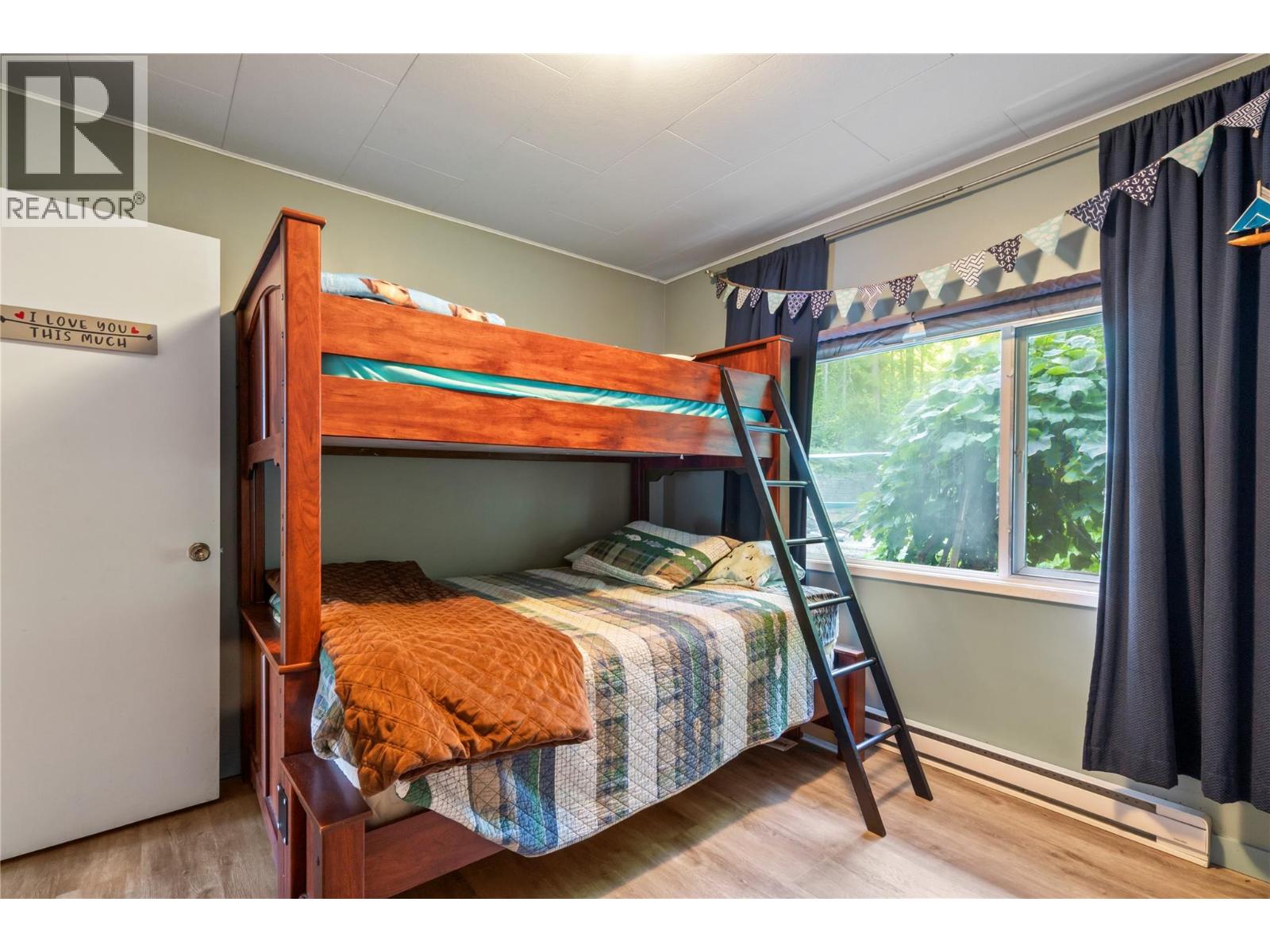 4265 Eagle Bay Road, Eagle Bay
