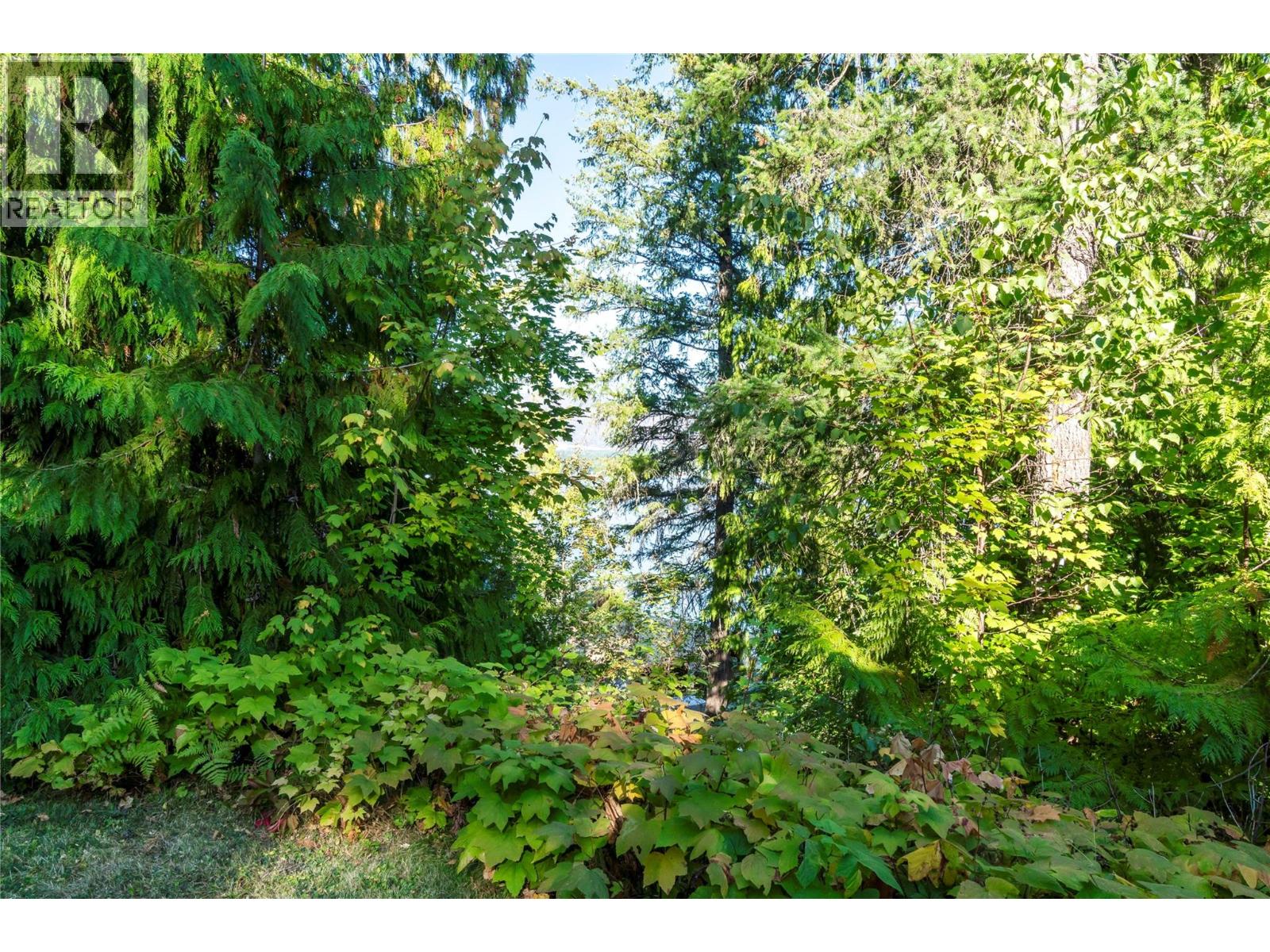 4265 Eagle Bay Road, Eagle Bay