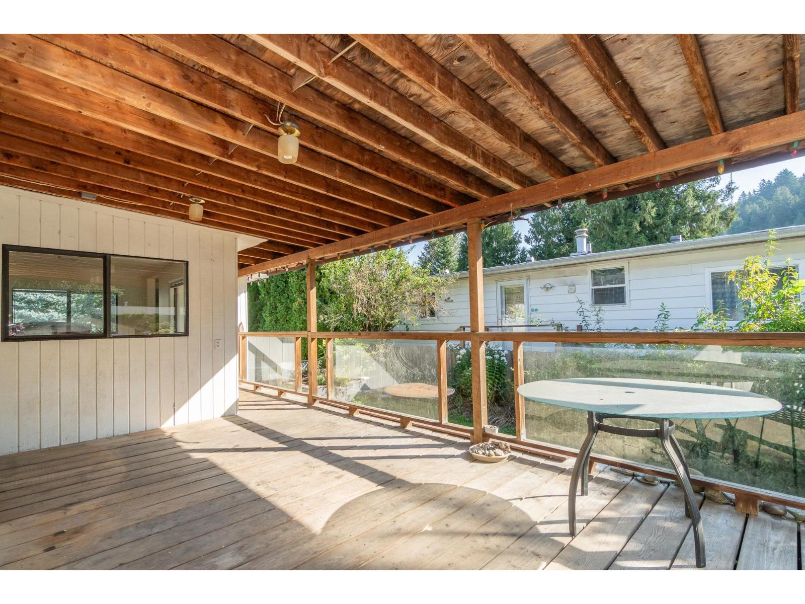 224 45835 SLEEPY HOLLOW ROAD, Cultus Lake East, Cultus Lake
