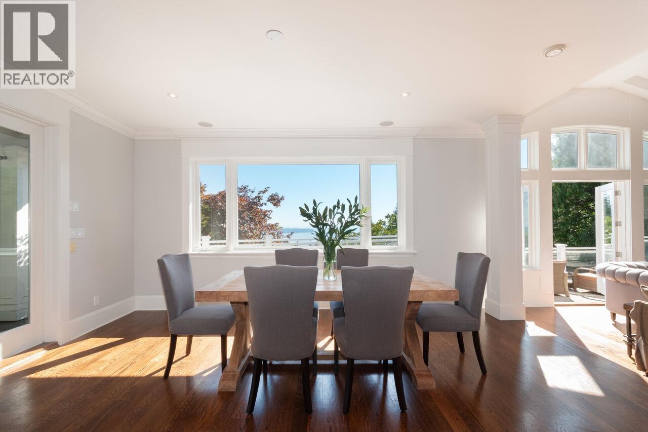 4659 WOODGREEN DRIVE, West Vancouver